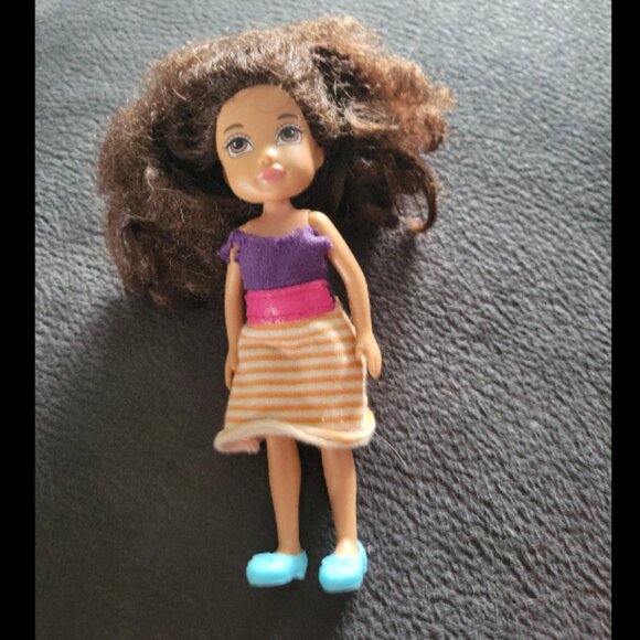 Other - Bratz Moxie Girlz Friends 5” Cameo doll in original dress and shoes